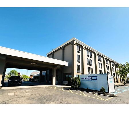 Country Inn & Suites By Radisson, Canton Near Hall Of Fame North Canton Eksteriør billede