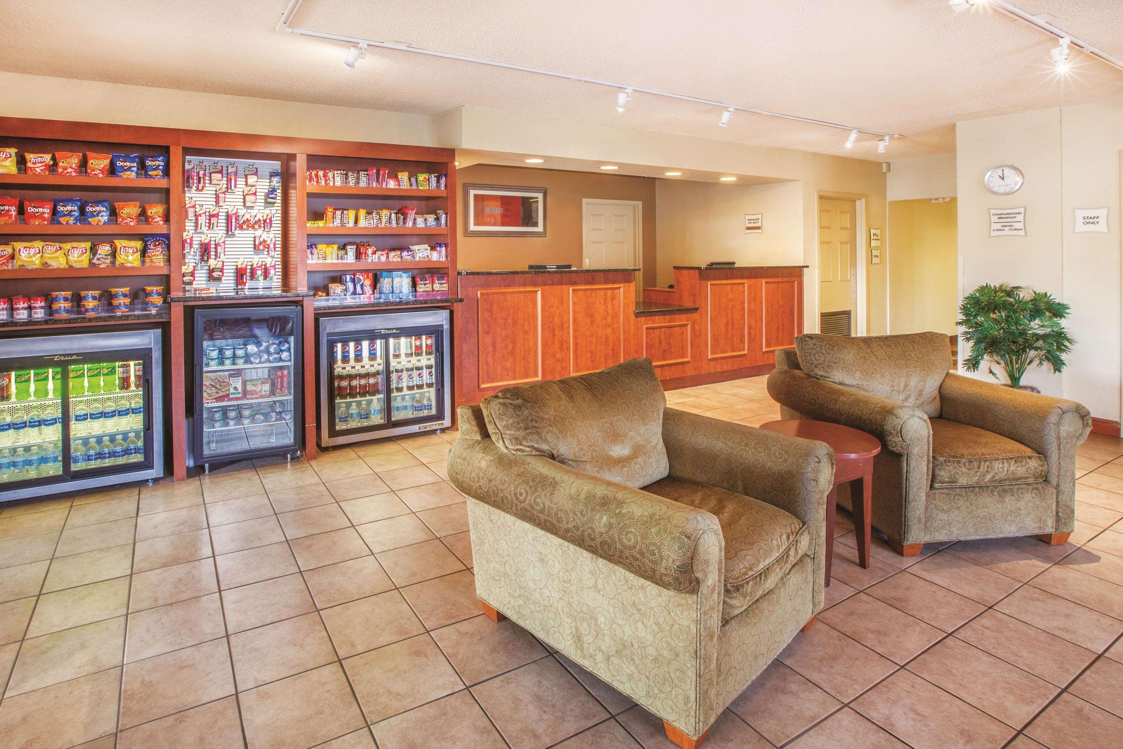 Country Inn & Suites By Radisson, Canton Near Hall Of Fame North Canton Eksteriør billede