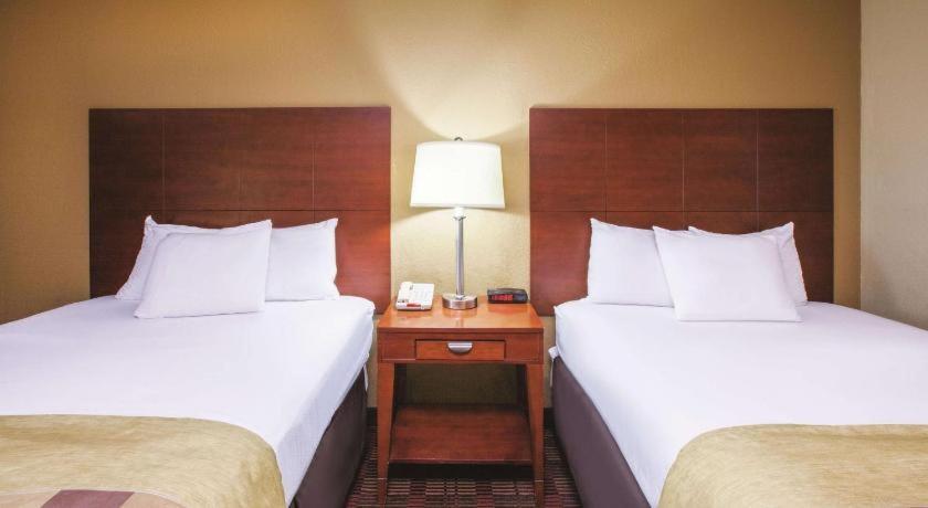 Country Inn & Suites By Radisson, Canton Near Hall Of Fame North Canton Eksteriør billede