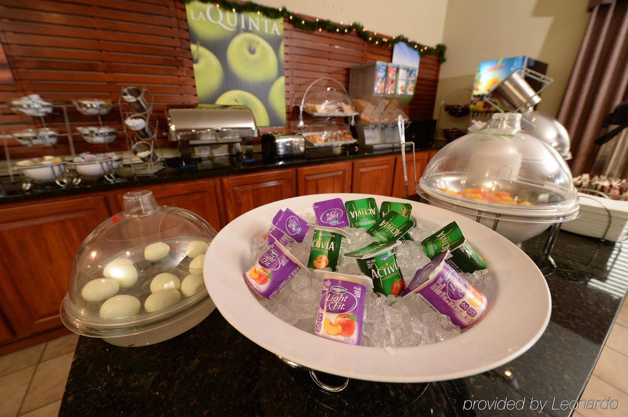 Country Inn & Suites By Radisson, Canton Near Hall Of Fame North Canton Eksteriør billede